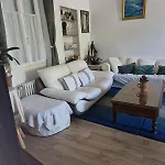 Prázdninový dům Maison Tranquille Dans Centre *